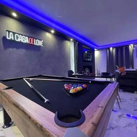 Apartment La Casa De 2.0 Jacuzzi & Cinema Prive