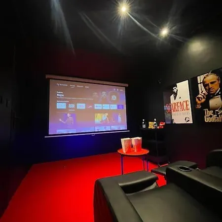 Apartment La Casa De 2.0 Jacuzzi & Cinema Prive Melun