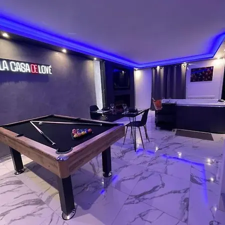 Apartment La Casa De 2.0 Jacuzzi & Cinema Prive *